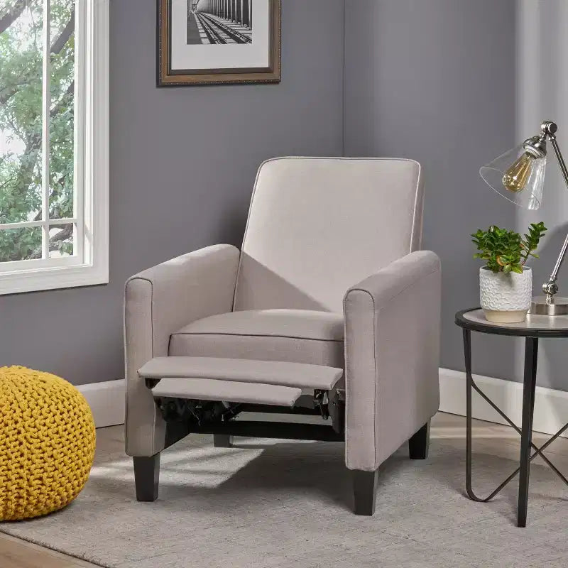 Sillón reclinable tapizado de tela – Patas de abedul macizo, reposabrazos acolchados, marrón oscuro