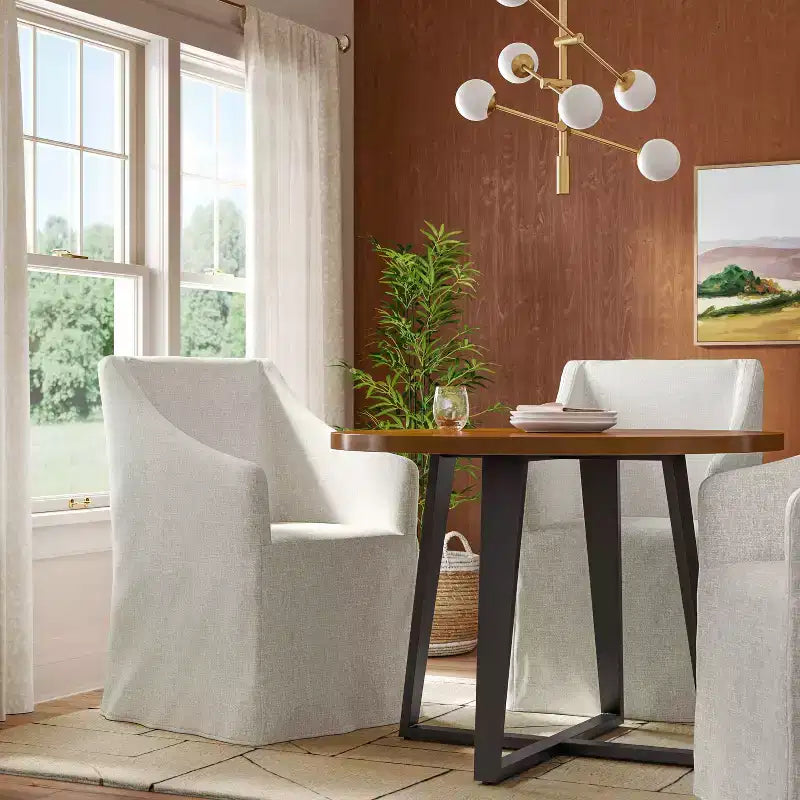 Silla de comedor con reposabrazos inclinados y funda desenfundable – Mezcla de poliéster y algodón, estructura de madera de caucho