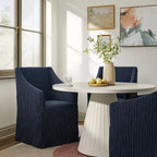 Silla de comedor con reposabrazos inclinados y funda desenfundable – Mezcla de poliéster y algodón, estructura de madera de caucho